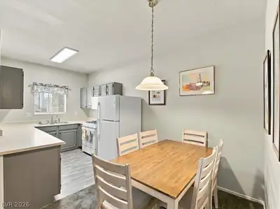 5655 East Sahara Avenue 1065 Dining Area