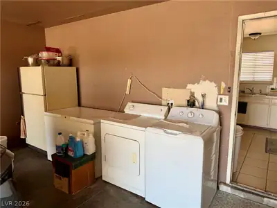 7120 Pinedale Avenue Utility Room