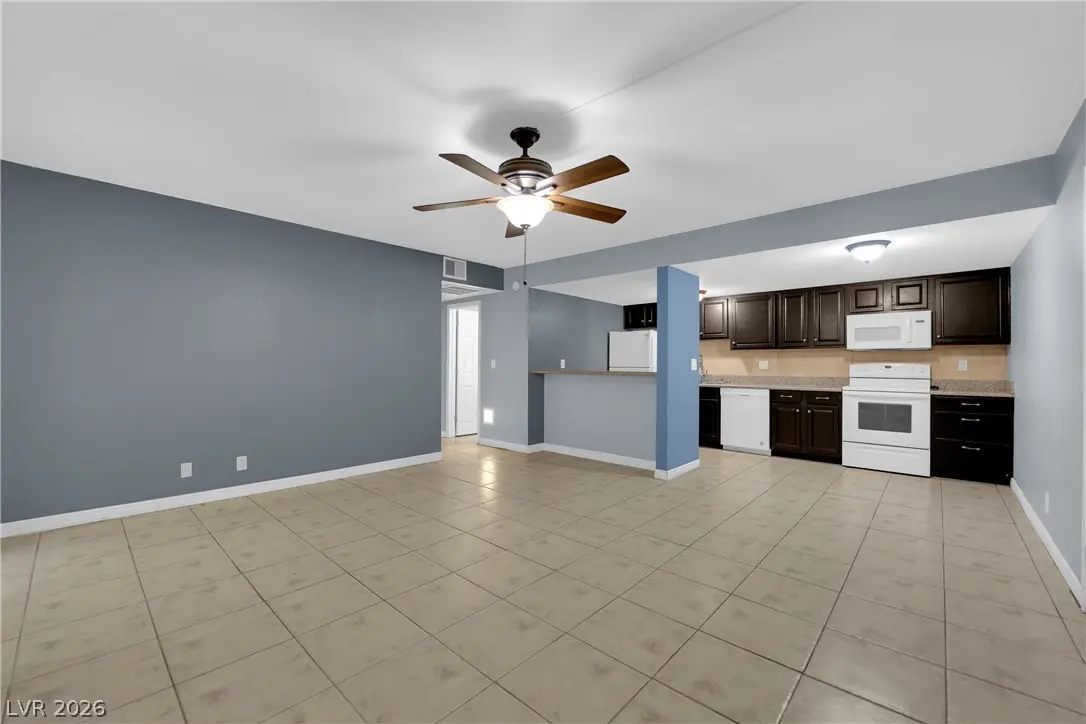 5242 River Glen Drive 439
