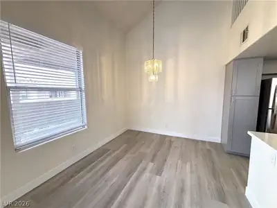 5125 West Reno Avenue 2107 Dining Area