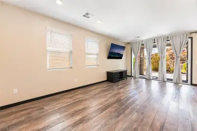 37 Strada Moscato Living Room