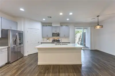 1551 Franklin Lane Kitchen