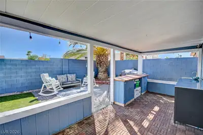 536 Sol De Sandia Street Patio