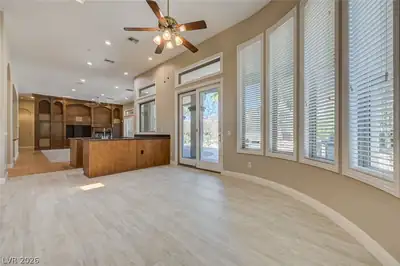 8 Starbrook Drive Dining Area