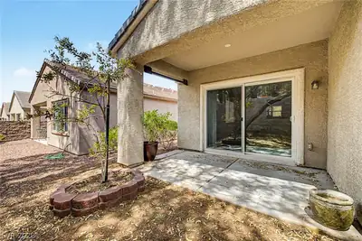 2539 EVENING TWILIGHT Avenue Patio