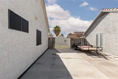 5008 Deep Forest Drive 