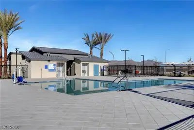 2774 Champagne Gold Avenue Pool