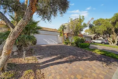 3159 Bel Air Drive Front of Structure