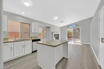 7019 Wine River Drive Kitchen