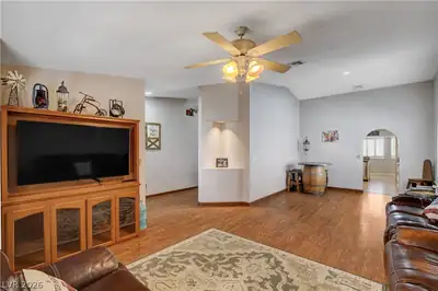 6551 Kell Lane Living Room