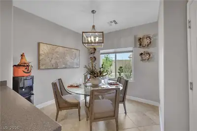2635 Dirleton Place Dining Area