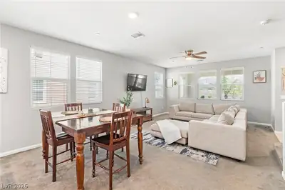 3221 Pergusa Drive Dining Area
