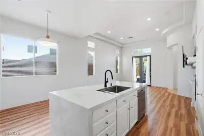 9025 Loggers Mill Avenue Kitchen