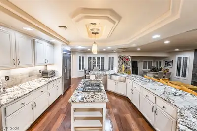 4360 Grey Spencer Drive Kitchen