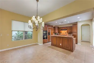 11809 Weybrook Park Drive Dining Area
