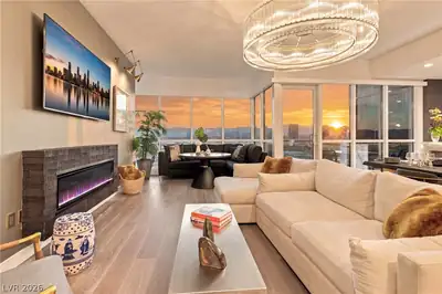 4525 Dean Martin Drive 2406 Living Room