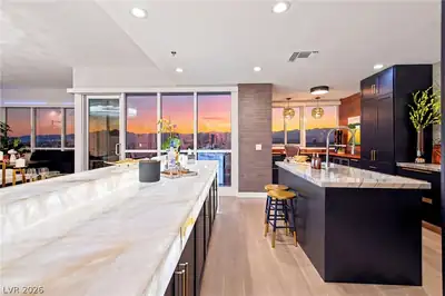 4525 Dean Martin Drive 2406 Kitchen