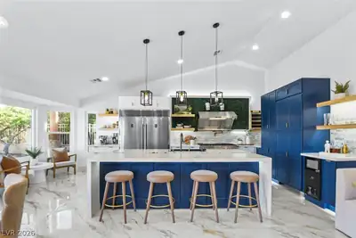 2652 Golfside Drive Kitchen