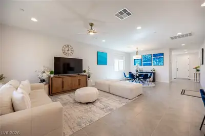320 Della Pergola Place Living Room