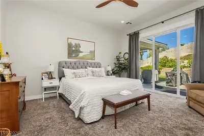 6800 Keren Marie Avenue Bedroom