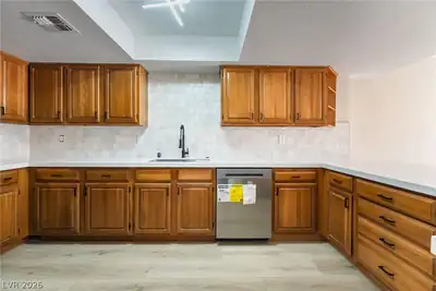 2716 Laguna Shores Lane Kitchen