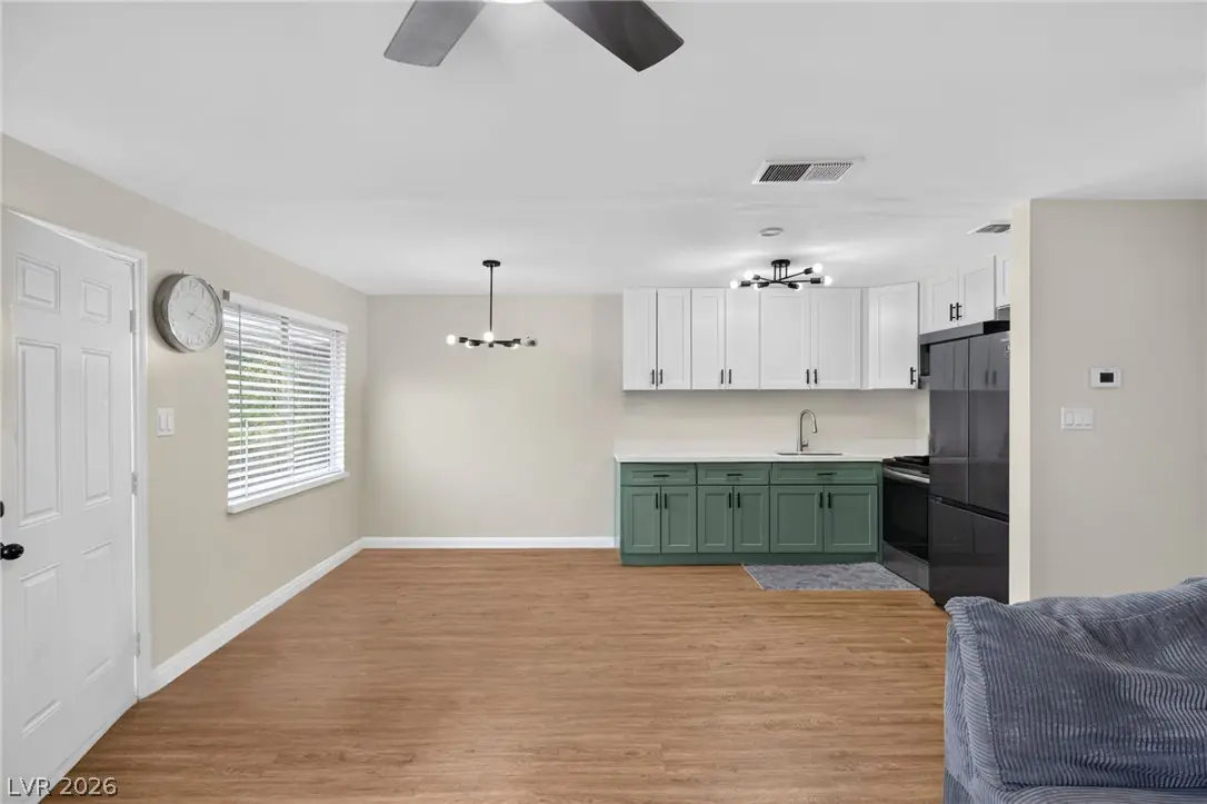 304 Orland Street 43, Las Vegas, NV 89107
