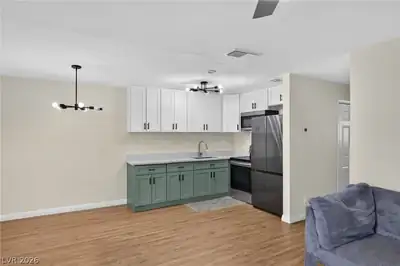 304 Orland Street 43, Las Vegas, NV 89107 