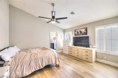 6326 Mount Rainier Avenue Bedroom