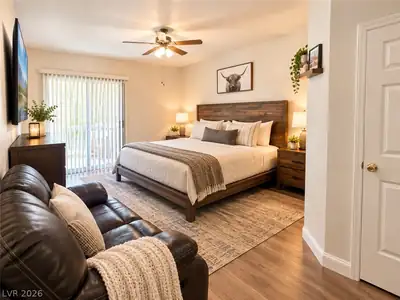 6480 Annie Oakley Drive 314 Bedroom
