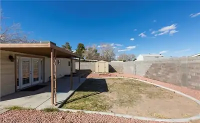 3654 Vista Del Monte Drive Yard