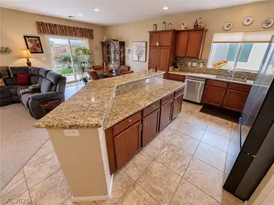 5086 East Monte Penne Way Kitchen