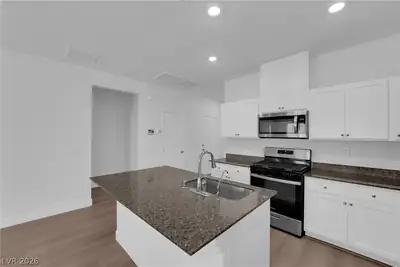 1181 Desert Lark Street Kitchen