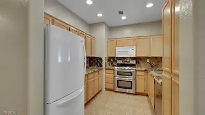 3925 Palm Beach Street 201 Kitchen