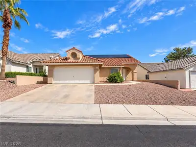 978 Hunters Run Drive, Henderson