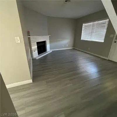 5245 Child Court 98 Living Room