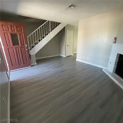 5245 Child Court 98 Living Room