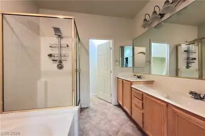 10777 Vestone Street Primary Bathroom