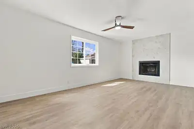1720 Tranquility Drive Living Room