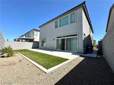 640 Stone Hammer Avenue Yard