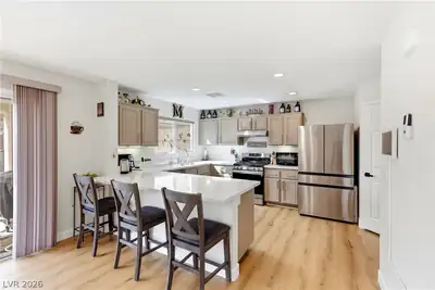 609 Backbone Mountain Drive Kitchen