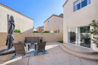 3364 Epson Street Patio