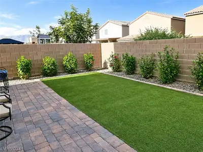 6968 Wildhorse Creek Street Yard