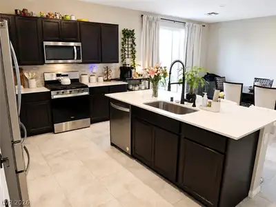 6968 Wildhorse Creek Street Kitchen
