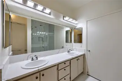 5000 Red Rock Street 165, Las Vegas, NV 89118 Primary Bathroom