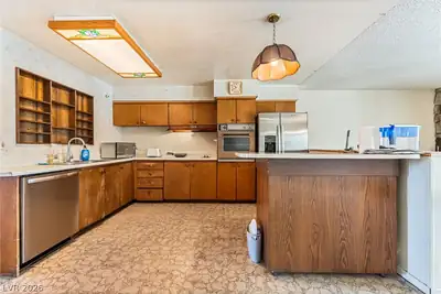 4109 Via Vaquero Avenue Kitchen