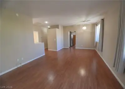 10900 Calistoga Springs Court Living Room