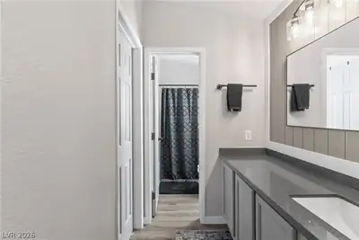 1603 Lefty Garcia Way Primary Bathroom