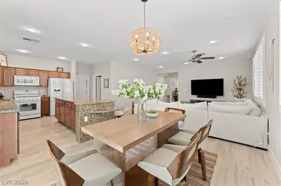 1060 Via Nandina Place Dining Area