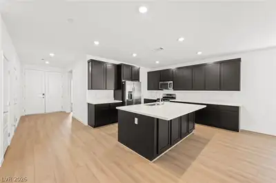 1509 Capri Cascades Court Kitchen