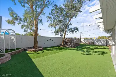 6211 Babson Avenue Yard